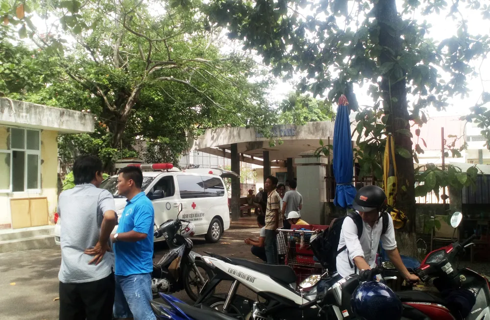 2 công nhân tử vong nghi ngạt khí gas trong khoang tàu hàng  ảnh 3