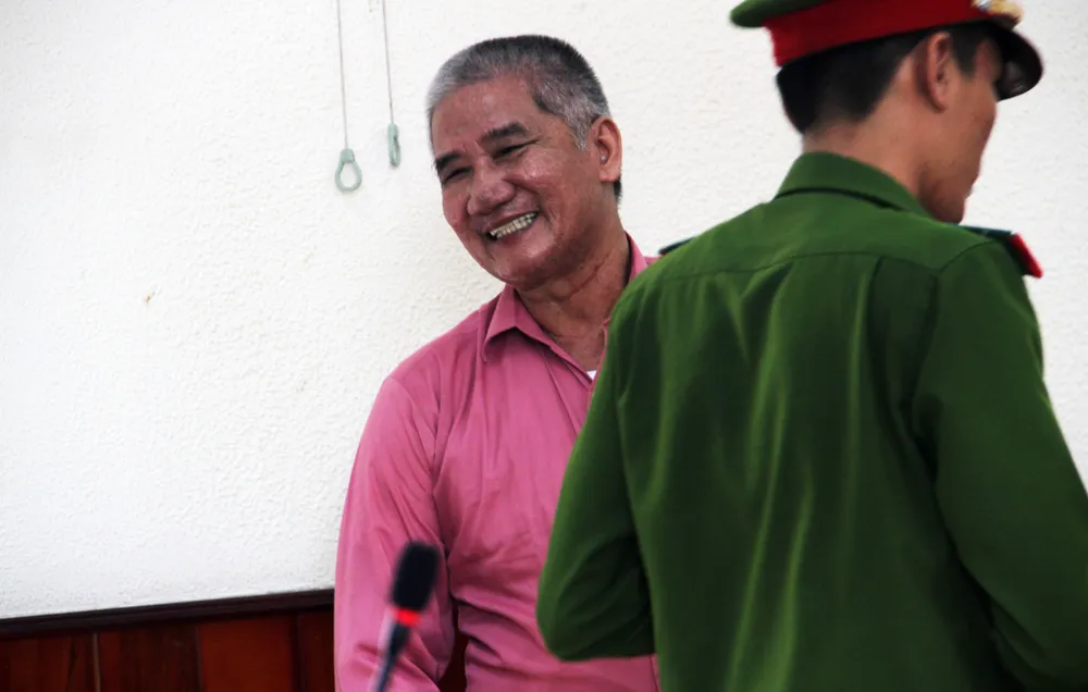 Phá rừng quy mô lớn, 9 bị cáo bị phạt 81 năm tù, buộc bồi thường 4,7 tỷ đồng ảnh 5