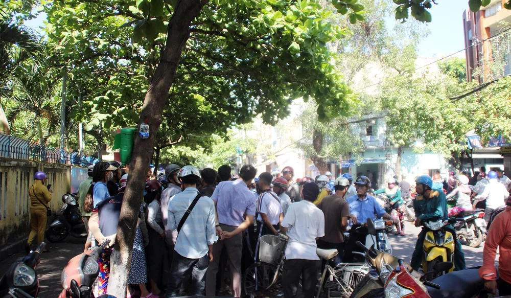 Xe Lexus biển số 6666 tông vào đám tang, 3 người chết, 8 người bị thương ảnh 9