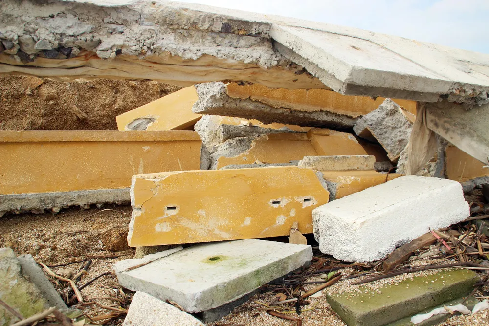 Cận cảnh kè sông hàng chục tỷ đồng chưa dùng đã gãy nát ảnh 4