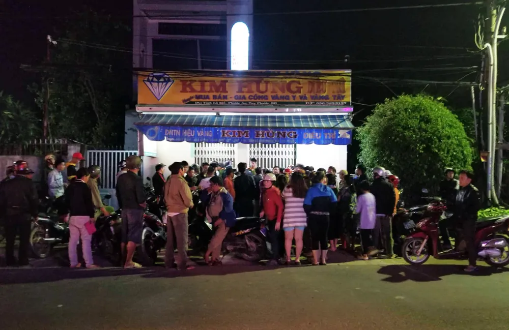 Bắt đối tượng cầm búa tấn công vợ chồng chủ tiệm vàng ảnh 3