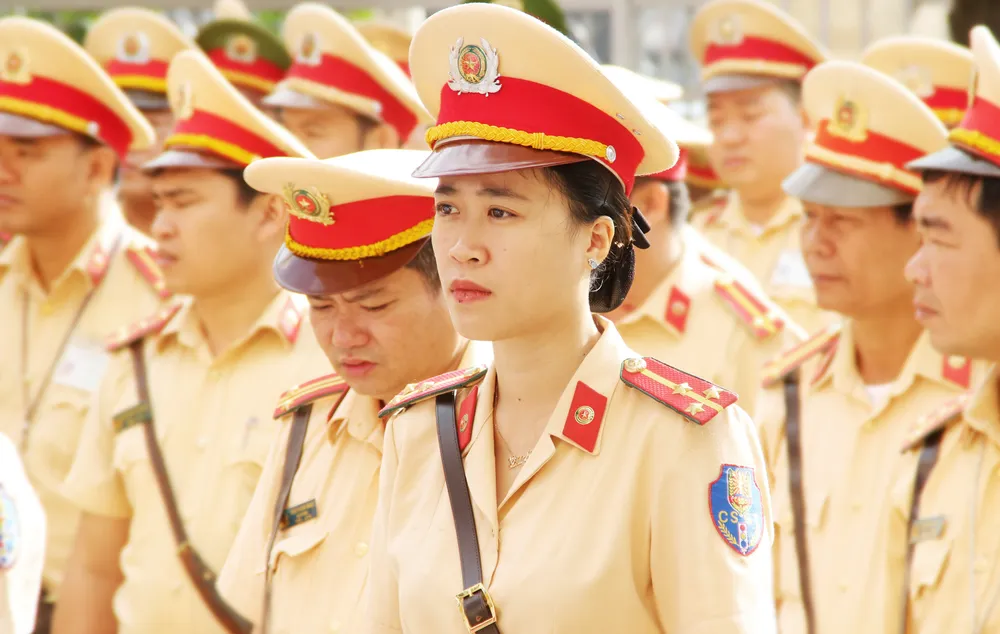 CSGT Bình Định kiểm soát “gắt” các lái xe sử dụng rượu bia, ma túy ảnh 6