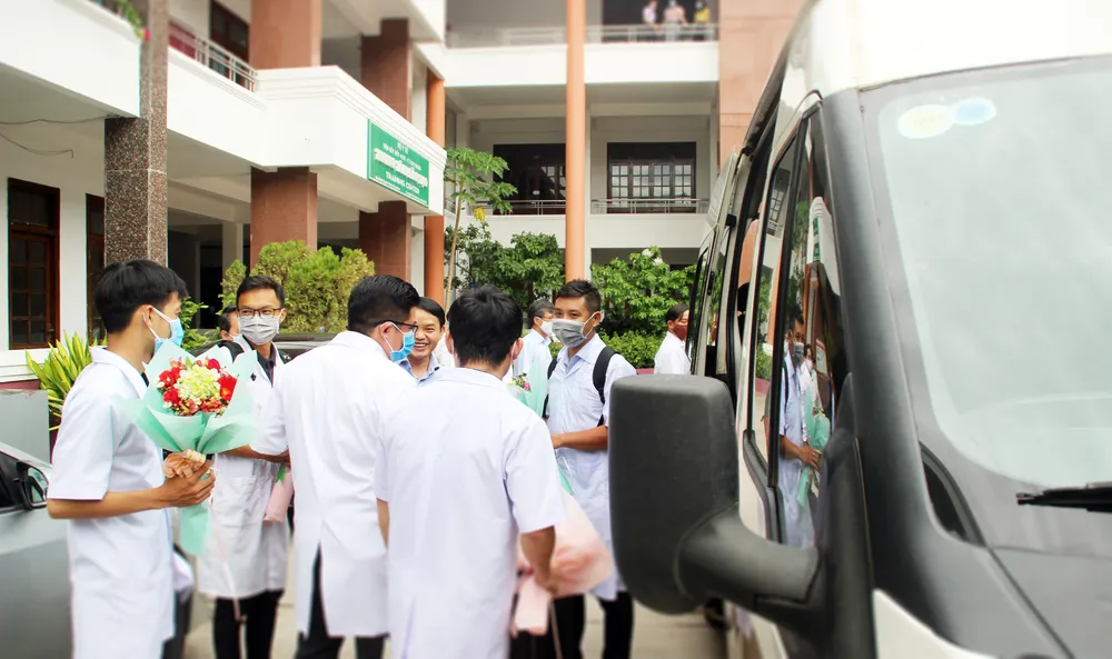 Bình Định, Phú Thọ chi viện hàng chục y, bác sĩ hỗ trợ Quảng Nam phòng chống dịch Covid-19 ảnh 9