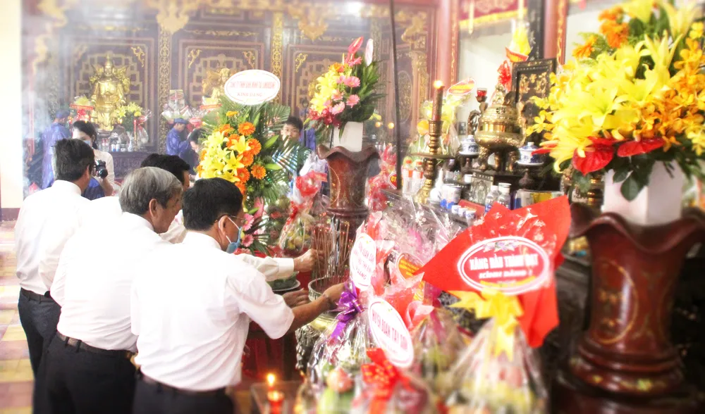 Bình Định tổ chức lễ giỗ Hoàng đế Quang Trung ảnh 9