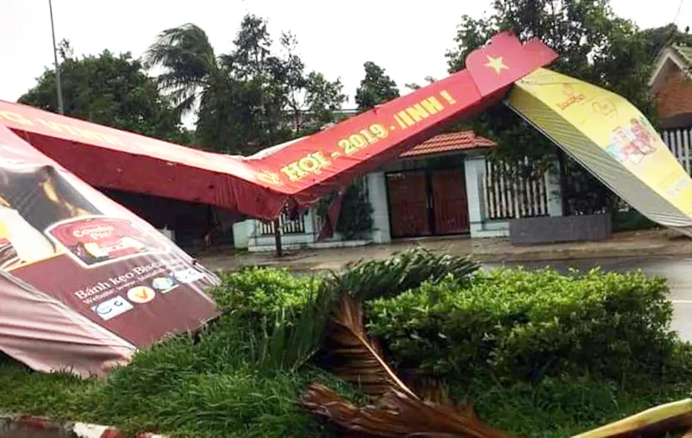 Nhiều vùng dân ở Quảng Ngãi bị ngập lụt, chia cắt ảnh 3