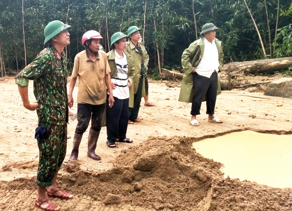 Bình Định báo cáo sự cố sạt lở tại Thủy điện Vĩnh Sơn 5 ảnh 9