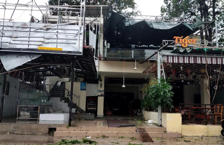 Những thiệt hại ban đầu của cơn bão số 12 ảnh 7