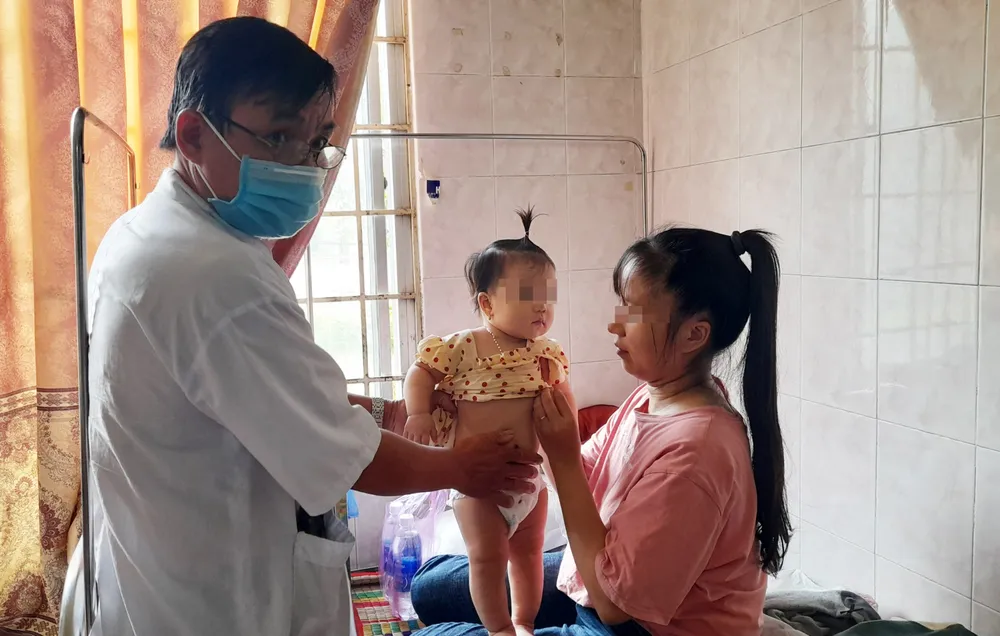 Ăn vào là nôn ói, tiêu chảy, hàng trăm người dân Bình Định hoang mang ảnh 2