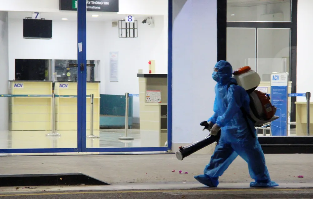 Chuyến bay đầu tiên đưa 197 công dân Bình Định từ TPHCM về quê ảnh 20