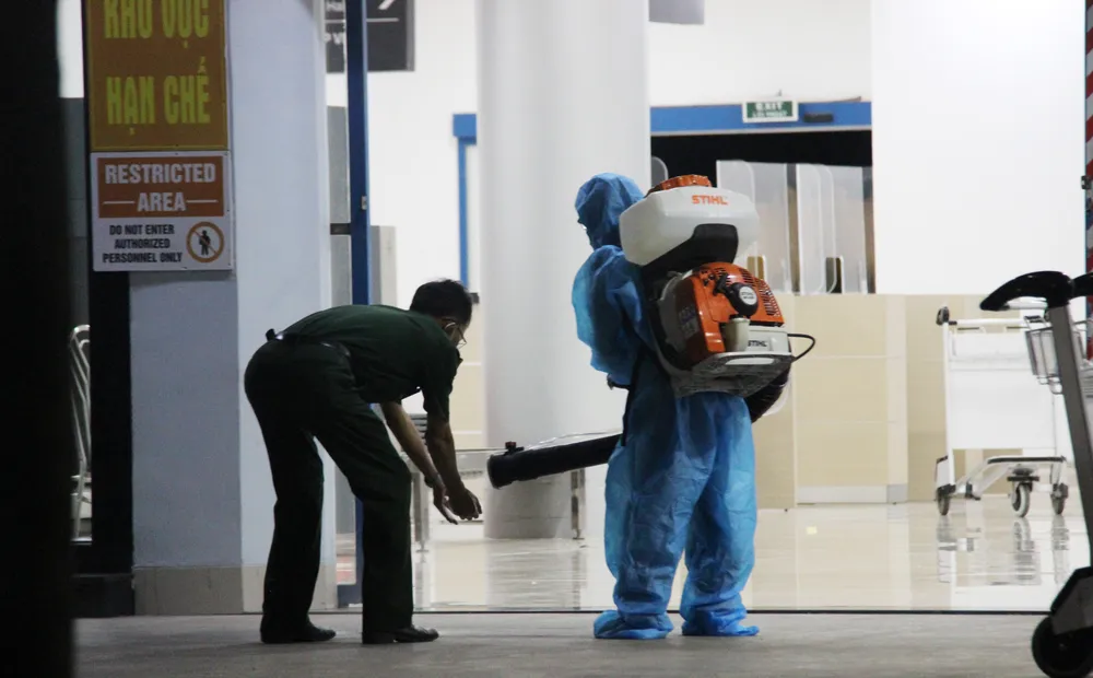 Chuyến bay đầu tiên đưa 197 công dân Bình Định từ TPHCM về quê ảnh 19