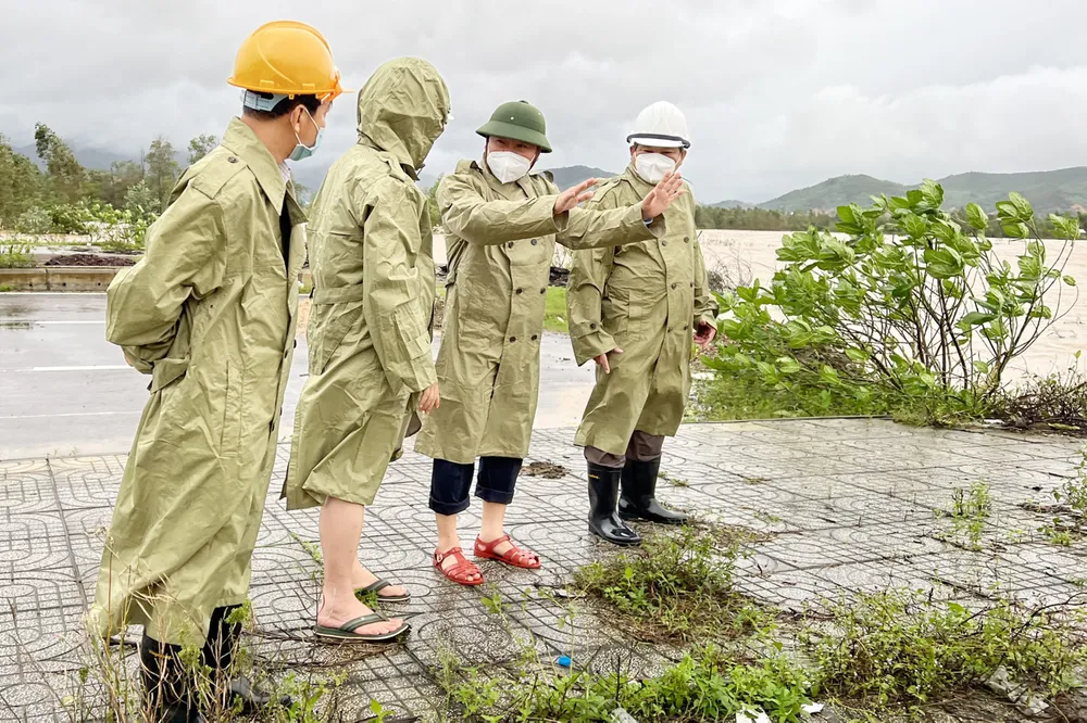 4 người thiệt mạng, hàng chục nghìn ngôi nhà bị ngập, sập, lũ cuốn ảnh 18
