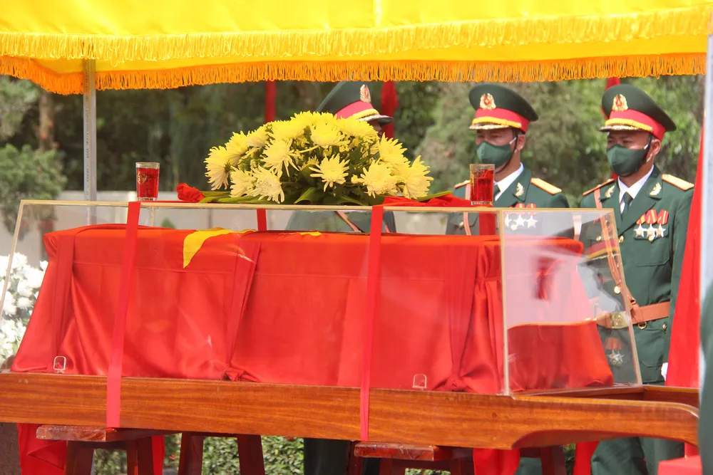 Bình Định tổ chức truy điệu 60 liệt sĩ hy sinh trong trận tập kích đồi Xuân Sơn ảnh 14