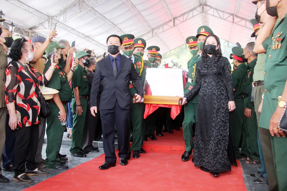 Bình Định tổ chức truy điệu 60 liệt sĩ hy sinh trong trận tập kích đồi Xuân Sơn ảnh 17