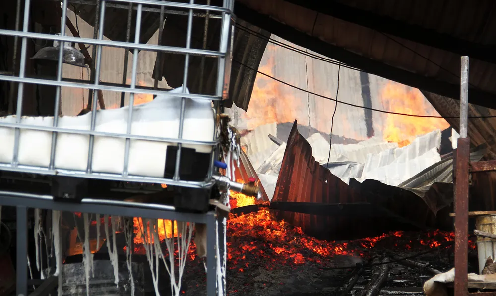 Cháy xưởng gỗ ở khu công nghiệp Phú Tài, Bình Định ảnh 8