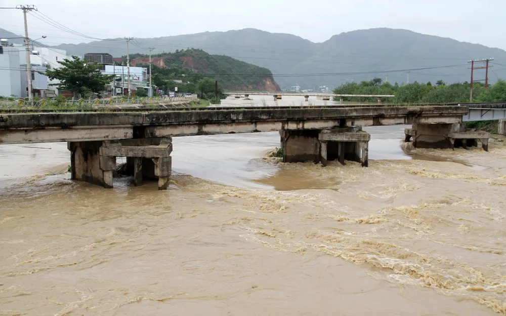 Miền Trung: Khẩn trương chủ động ứng phó với mưa lũ ảnh 2