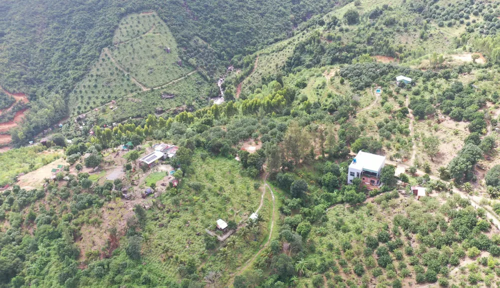 Công trình trái phép “mọc như nấm sau mưa” ở TP Quy Nhơn ảnh 8