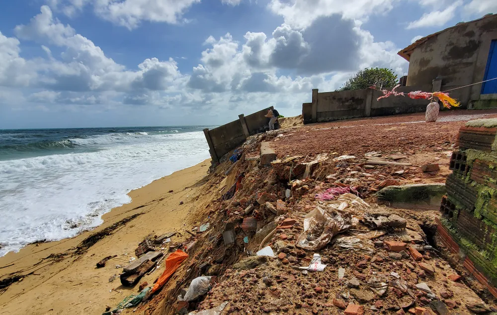 Sóng phá bờ biển Phù Mỹ (Bình Định): Dân thấp thỏm lo mất nhà, mất đất ảnh 20