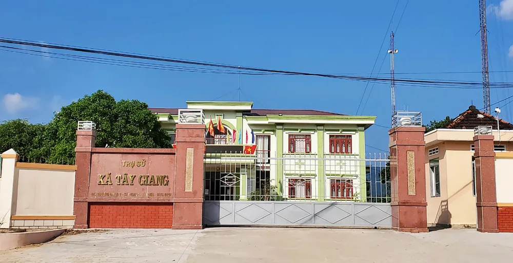 Câu chuyện trên khiến dư luận, người dân địa phương dấy lên lo lại về cách điều hành, lãnh đạo của UBND xã Tây Giang