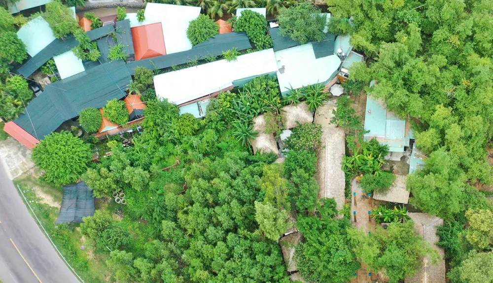 Trước đó, Báo SGGP đã phản ánh hàng loạt công trình xây dựng trái phép ở dọc QL1D, TP Quy Nhơn