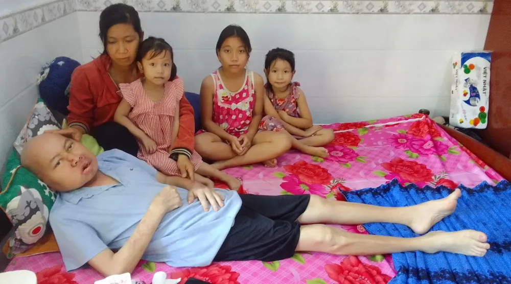 Gia cảnh của vợ chồng anh Hoàng, chị Dung hiện đang rất khó khăn