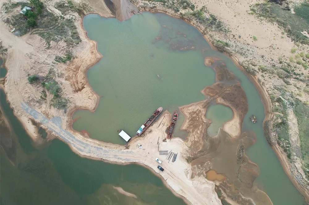 Mỏ cát của Công ty Huy Phú trên sông Đà Rằng