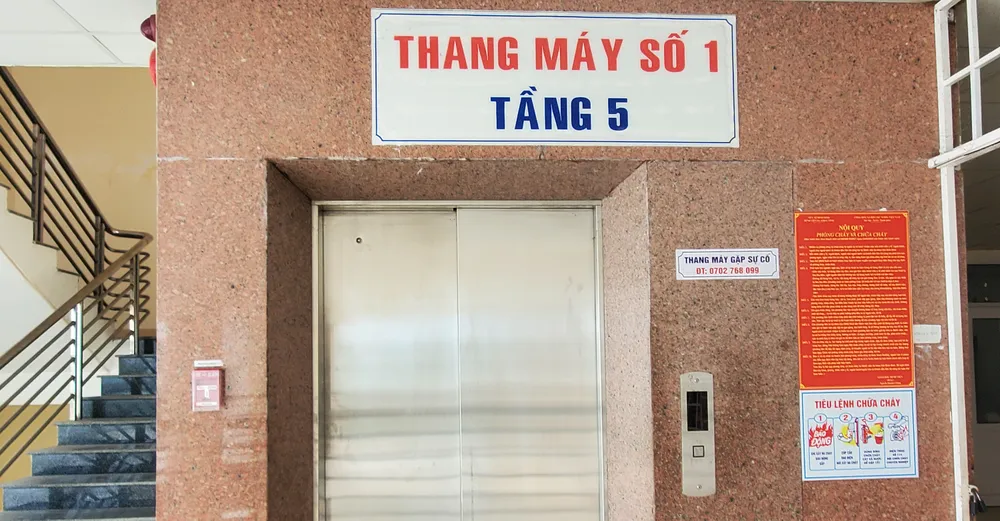 Bình Định: Bệnh nhân bị hành vì thang máy bệnh viện hư hỏng, xuống cấp 