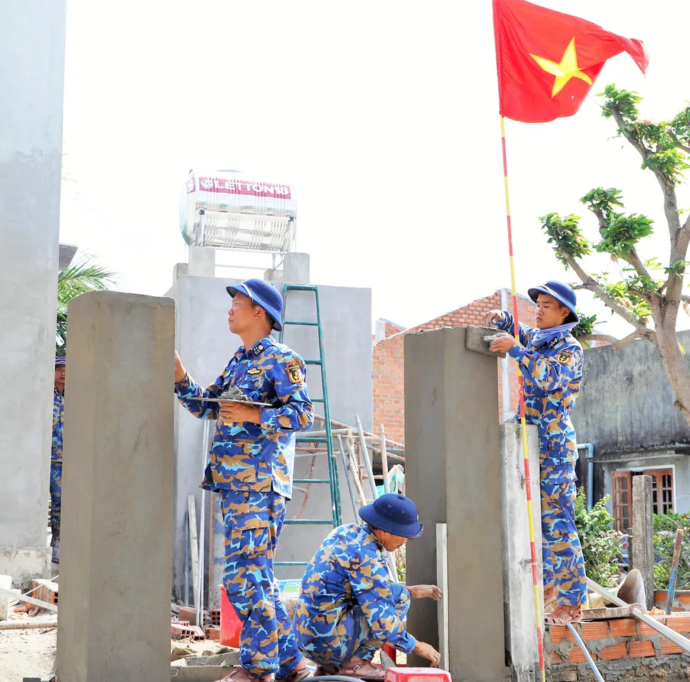 Bo doi giup dan2.jpg