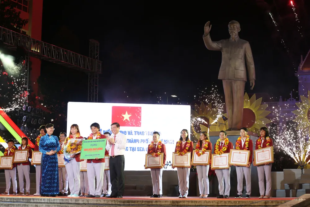 2,24 tỷ đồng thưởng VĐV xuất sắc tại SEA Games 29 ảnh 3