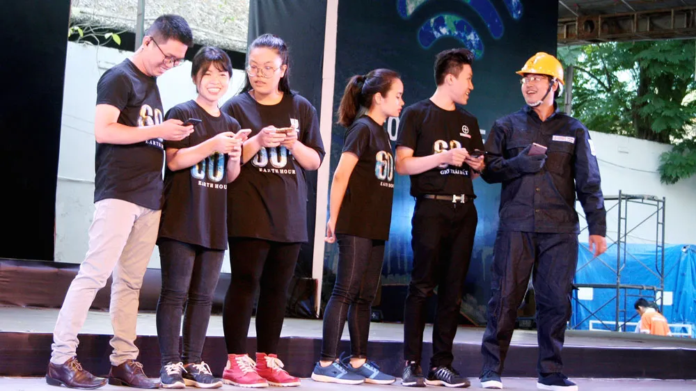 Hơn 2.000 tình nguyện viên tham gia phát động chiến dịch Giờ Trái đất 2018 ảnh 2