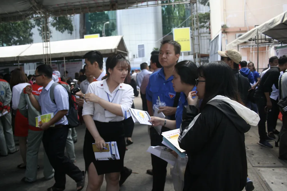 Nhiều cơ hội việc làm cho người lao động trong Ngày hội tuyển dụng 2018 ảnh 1