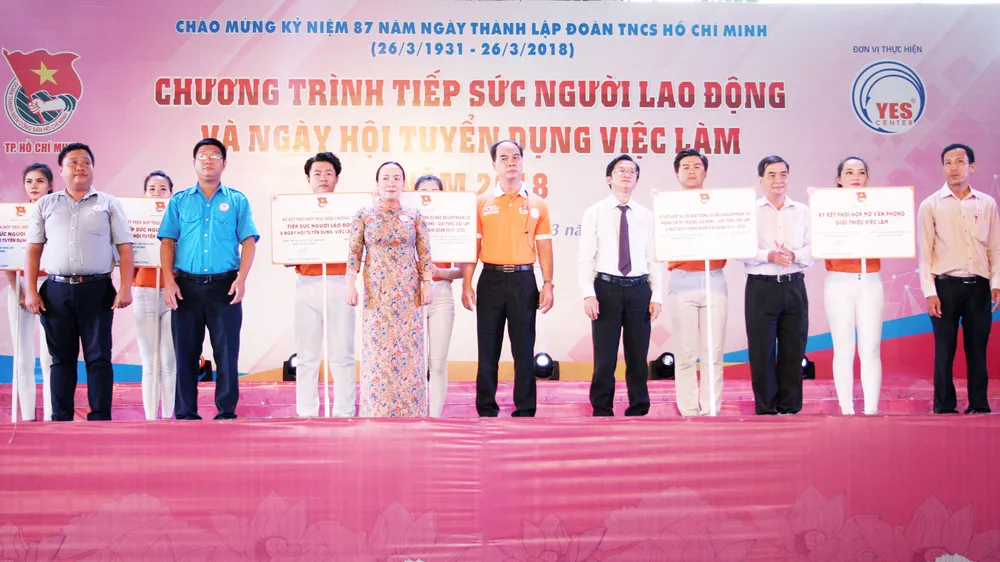 Nhiều cơ hội việc làm cho người lao động trong Ngày hội tuyển dụng 2018 ảnh 3