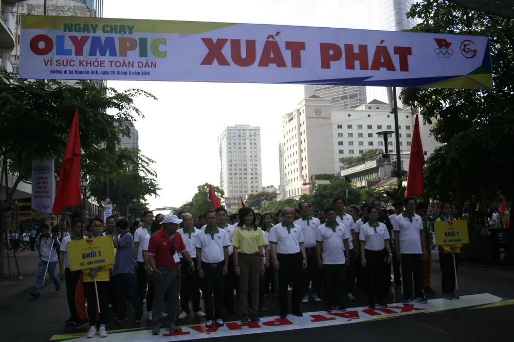 Gần 10.000 người hào hứng tham gia Ngày chạy Olympic vì sức khỏe toàn dân 2018 ảnh 4