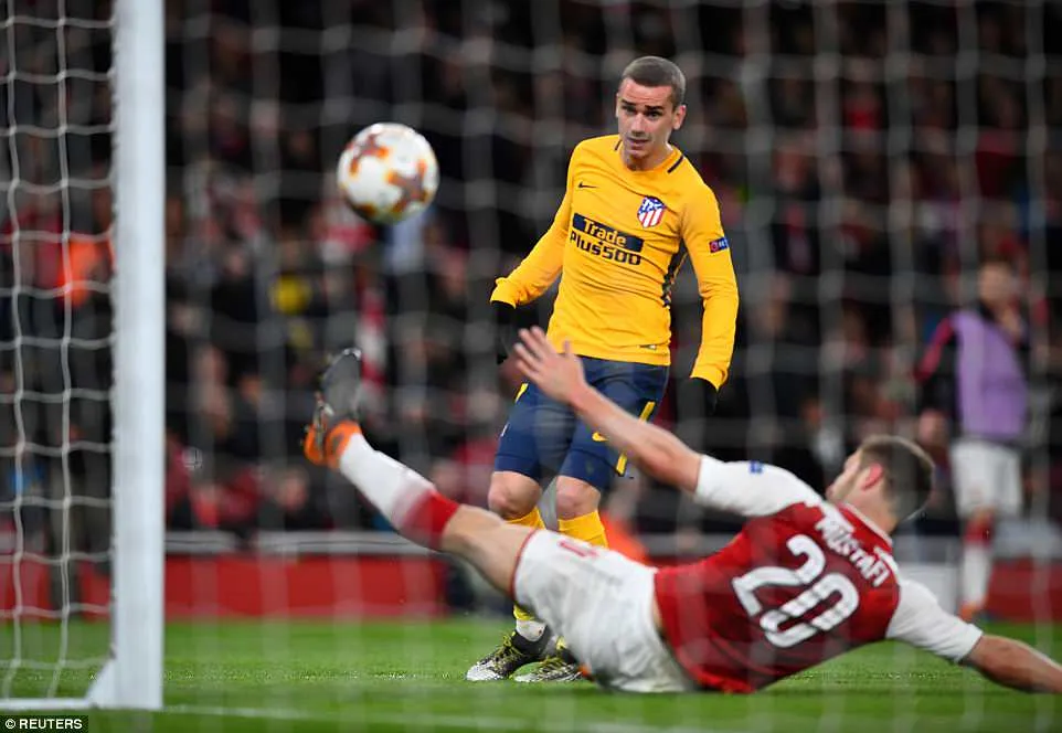 Arsenal - Atletico Madrid 1-1 Pháo thủ bị cầm hòa dù chơi hơn người từ phút thứ 10 ảnh 8