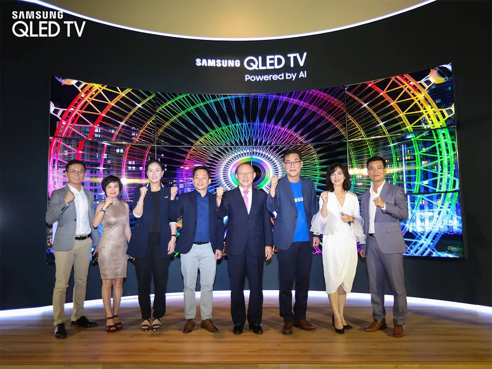 TV Samsung QLED 2018 đẹp và thông minh hơn 