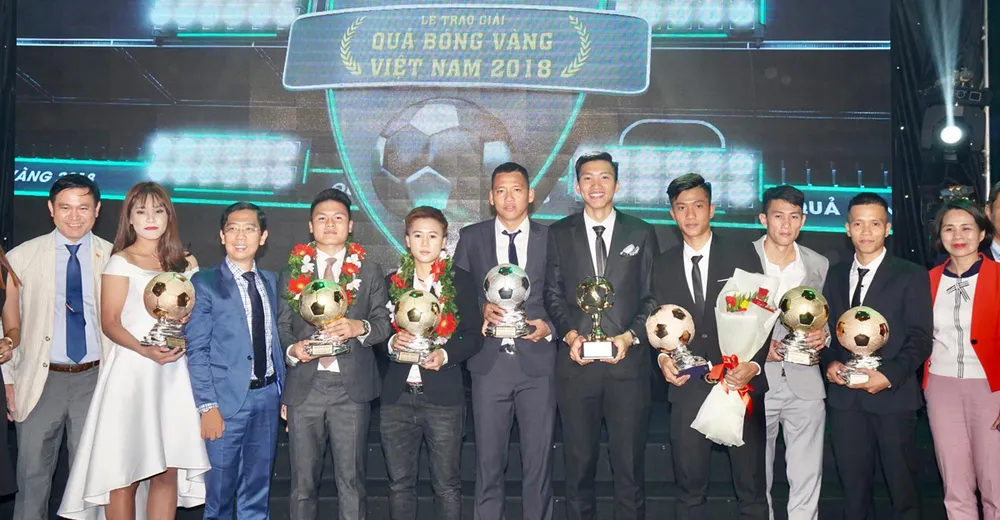Quang Hải và Tuyết Dung đoạt Quả bóng Vàng Việt Nam 2018 ảnh 2