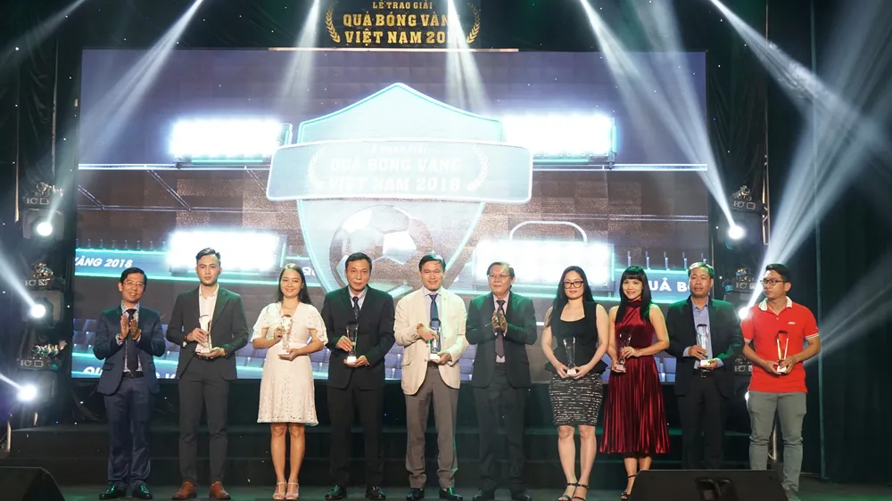 Quang Hải và Tuyết Dung đoạt Quả bóng Vàng Việt Nam 2018 ảnh 30