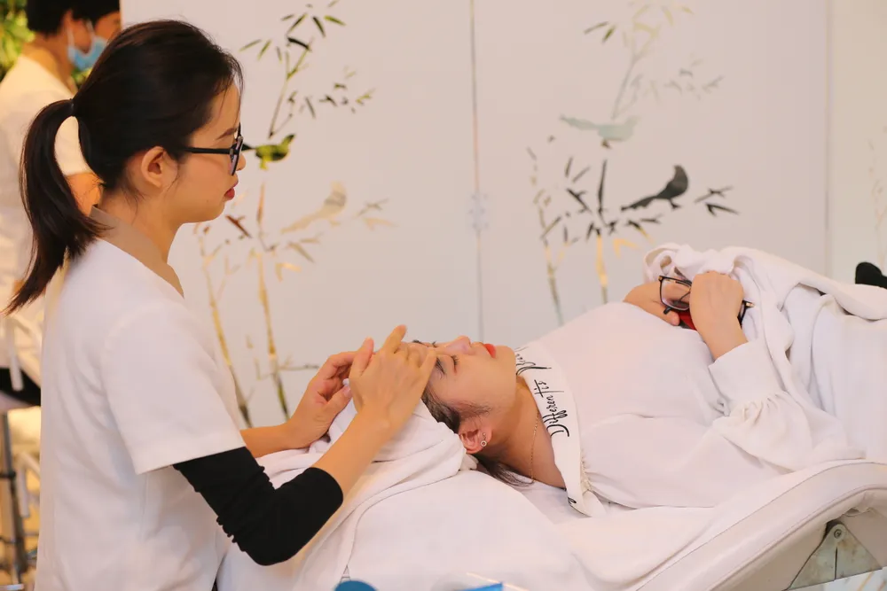 Amway Việt Nam lần thứ tư liên tiếp trong tốp 100 doanh nghiệp phát triển bền vững tại Việt Nam ảnh 2