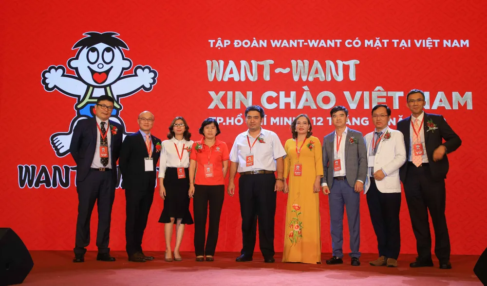 Đại diện WANT WANT cùng các nhà phân phối chiến lược
