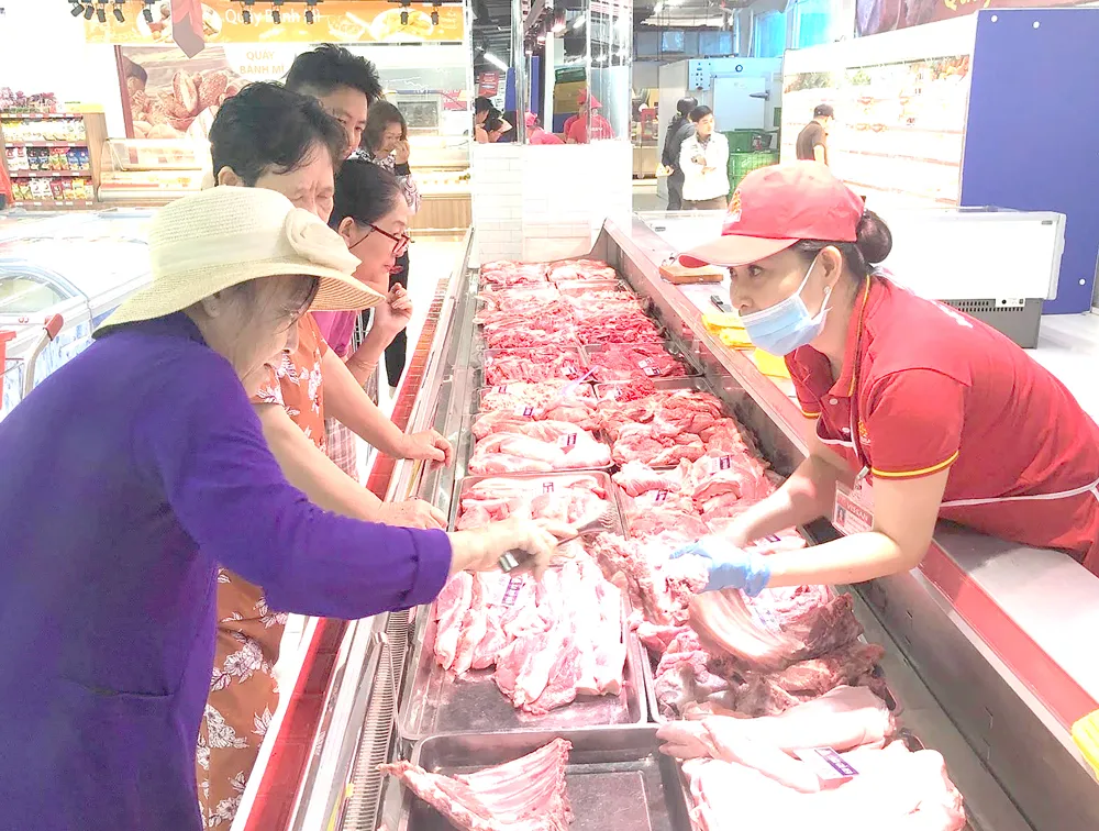 Nguồn hàng thiết yếu đã được cung ứng dồi dào tại hệ thống siêu thị Co.opmart