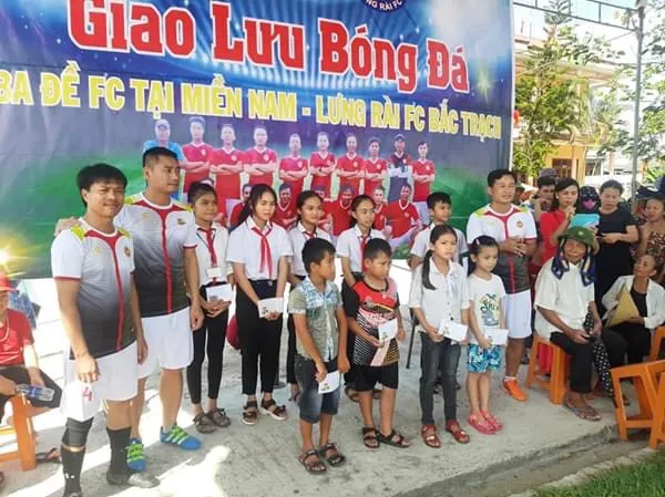 Ba Đề FC ấm tình quê hương ảnh 2