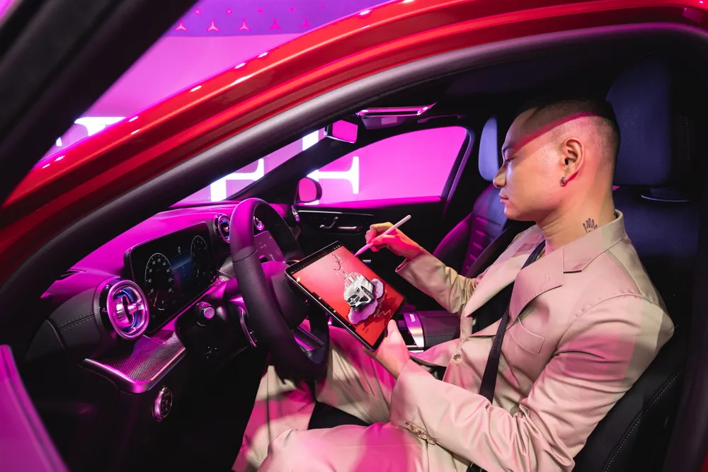 C-Class Thế hệ mới: Điều kỳ diệu trong thế giới riêng của bạn ảnh 1