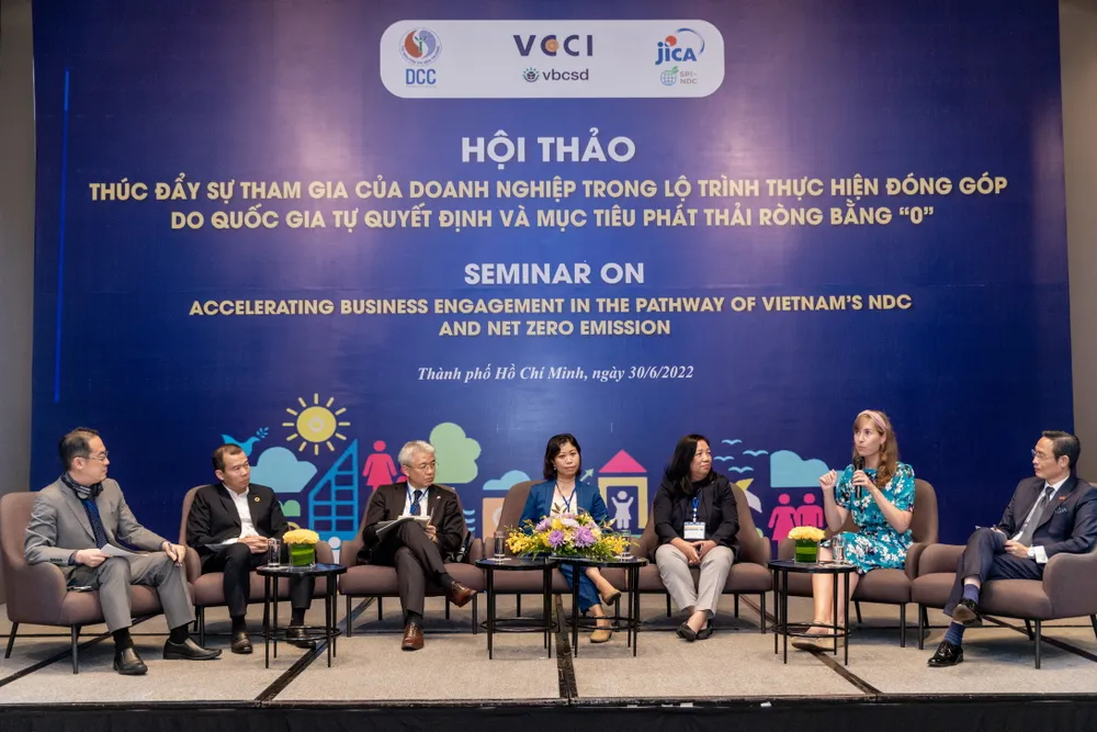 Hội thảo 'Thúc đẩy sự tham gia của khối tư nhân trong lộ trình thực hiện đóng góp do quốc gia tự quyết định và mục tiêu phát thải ròng bằng 0'