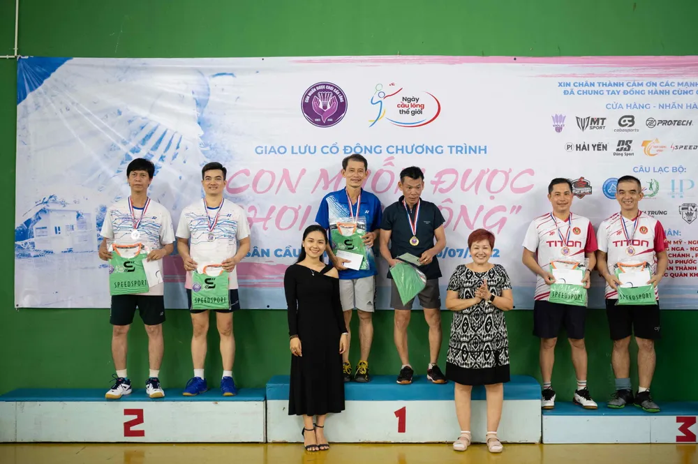 Chương trình 'Con muốn được chơi cầu lông' mang đến những nguồn lực xã hội mới cho phong trào cầu lông trường học ảnh 6