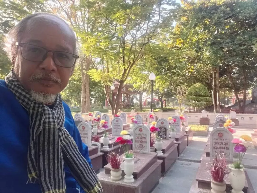 Đạp xe xuyên Việt hơn 1.800km kêu gọi bảo vệ môi trường ảnh 3