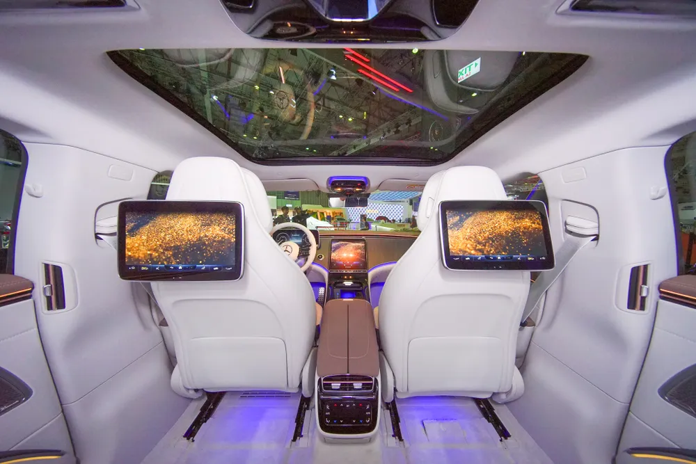 EQS chính thức trình làng tại Việt Nam ảnh 2