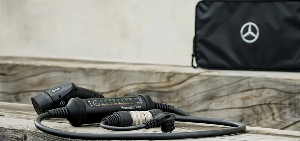 Bộ Flexible Charger (phải)MBV điều chỉnh giá bán một số dòng xe từ đầu năm 2024