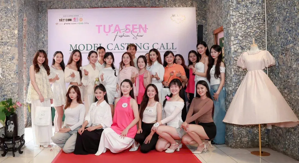 “Tựa Sen” ngát hương, khẽ “chạm” tuổi lên 3 của LYPARA