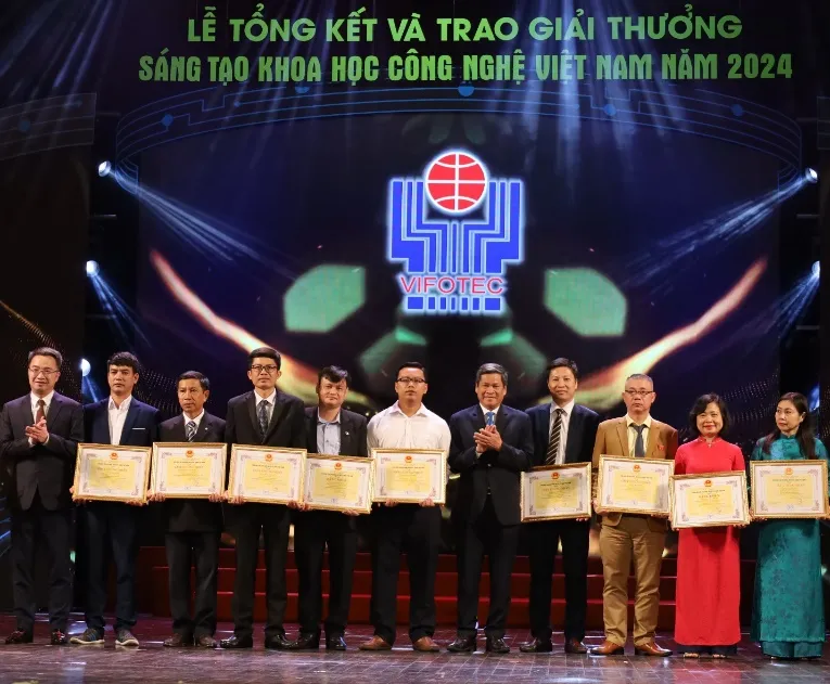 Công nghệ nhận diện chữ viết tay Viettel AI đoạt giải thưởng VIFOTEC 2024