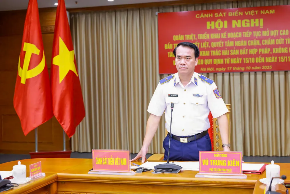 Thiếu tướng Phạm Trung Kiên, Phó Tư lệnh pháp luật CSB Việt Nam phát biểu kết luận hội nghị.jpg