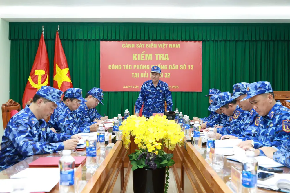 Thiếu tướng Lê Đình Cường - Tư lệnh Cảnh sát biển Việt Nam phát biểu kết luận..jpg